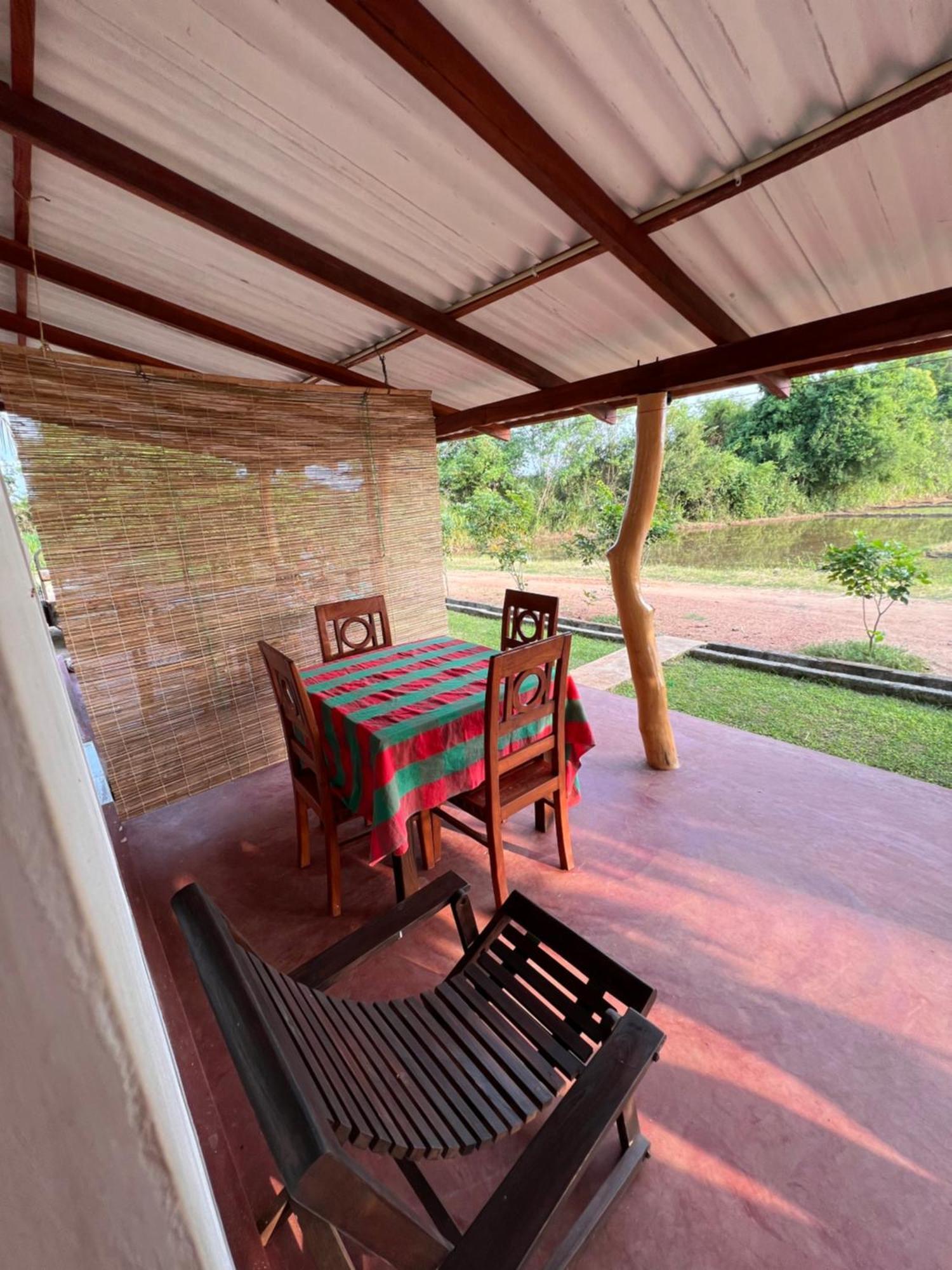 Kurumba Lodge Wilpattu Nationalpark Exterior foto